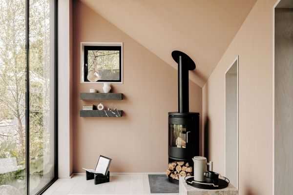 The Niwa collection prioritizes accessibility with panelized build that allow for efficient shipping and quick assembly‚ even in remote locations.