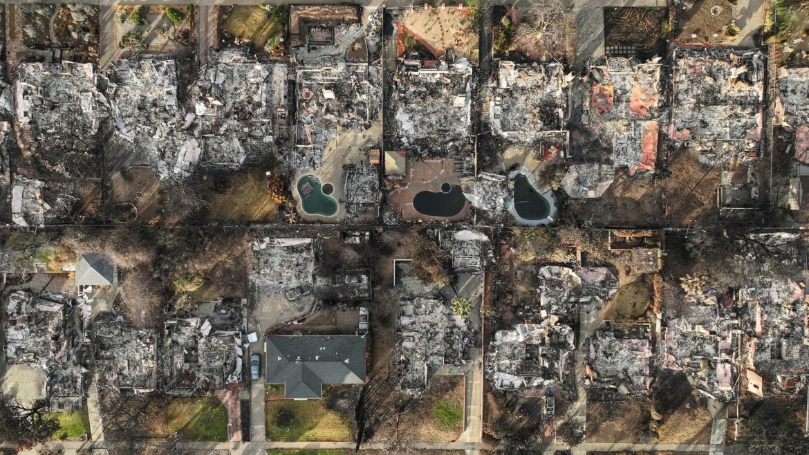 homes-in-altadena-california-lie-in-ruins-two-weeks-after-the-eaton-fire-ripped-through-the-southern-california-community.jpg