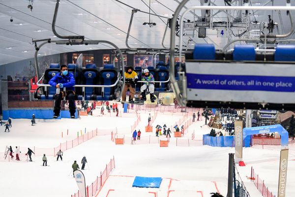 Ski Dubai’s artificial snow is produced similarly to how faux snow is made at outdoor ski resorts.